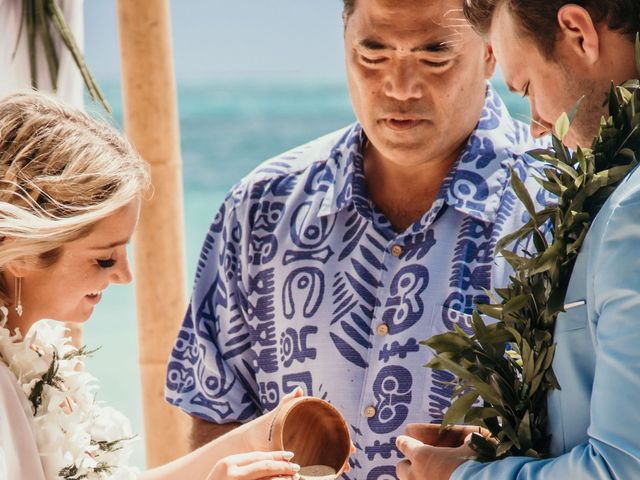 Brady and Taylor&apos;s Wedding in Honolulu, Hawaii 67