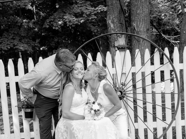 Matt and Brenna&apos;s Wedding in Whately, Massachusetts 39
