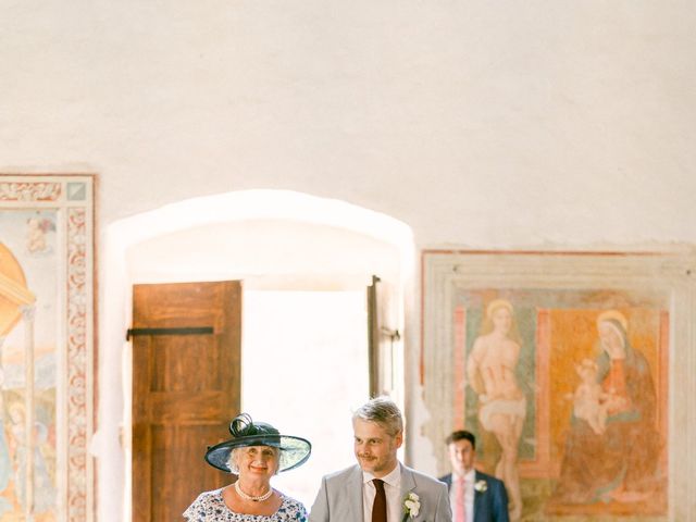 Valentine and Thomas&apos;s Wedding in Perugia, Italy 16