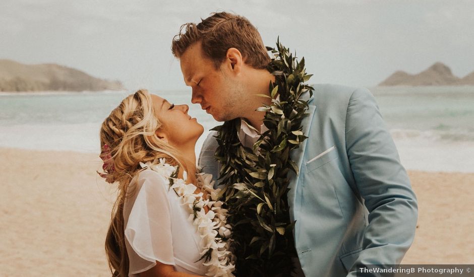 Brady and Taylor's Wedding in Honolulu, Hawaii