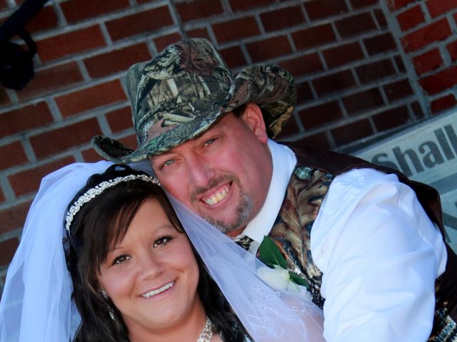 Jeff and Jessica&apos;s Wedding in Eldorado, Illinois 18