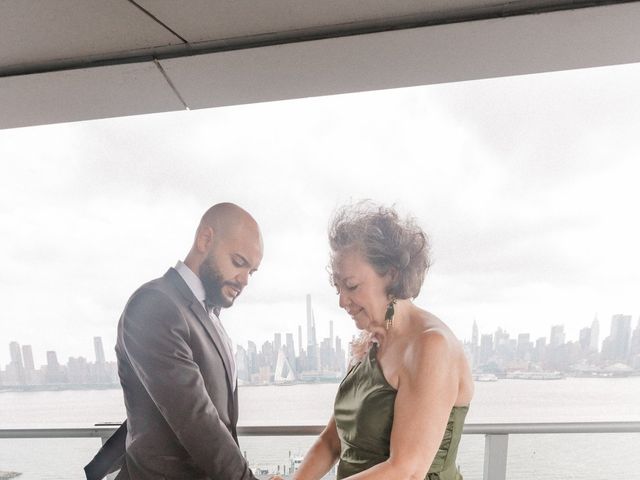 Aaron and Jaci&apos;s Wedding in Weehawken, New Jersey 10