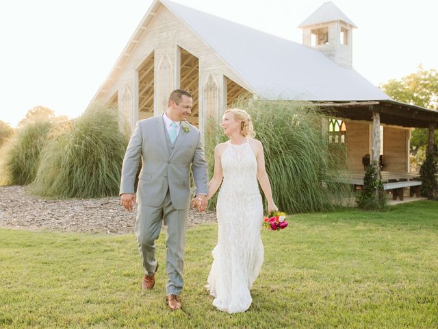 Wayne and Keisha&apos;s Wedding in New Braunfels, Texas 29