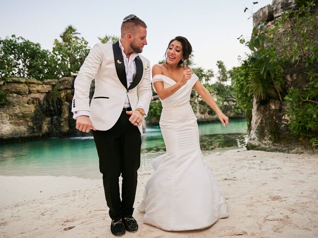 LINDA and DEVON&apos;s Wedding in Quintana Roo, Mexico 21