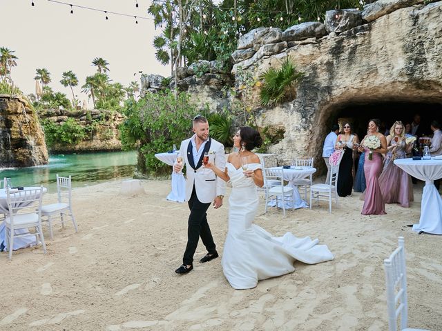 LINDA and DEVON&apos;s Wedding in Quintana Roo, Mexico 31