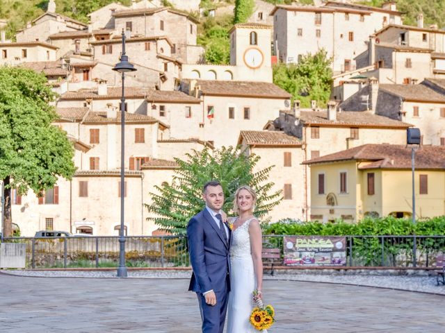 Lucy and Emanuele&apos;s Wedding in Perugia, Italy 36