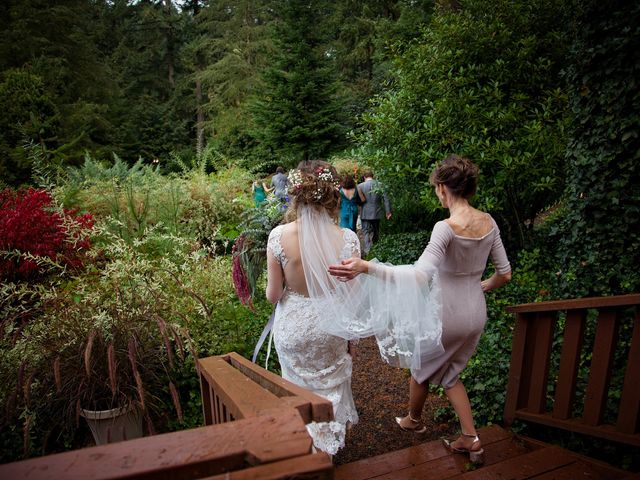 Gavin and Cambrie&apos;s Wedding in Silverton, Oregon 84