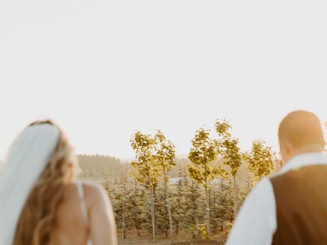 Morgan and Haden&apos;s Wedding in Aurora, Oregon 19