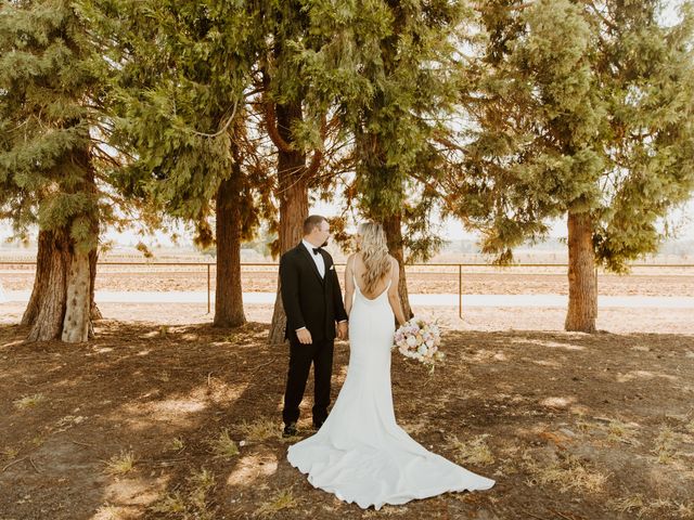 Morgan and Haden&apos;s Wedding in Aurora, Oregon 32