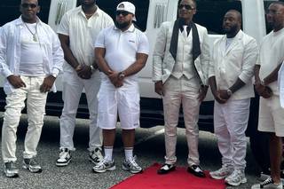 Sky 1 Worldwide Limousine - 6