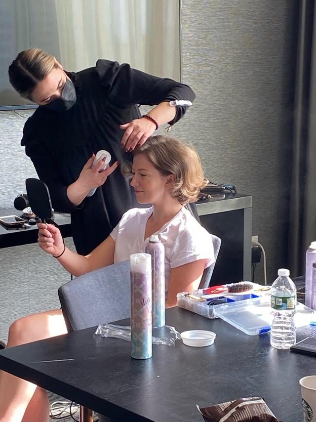 Salon 718 - 1