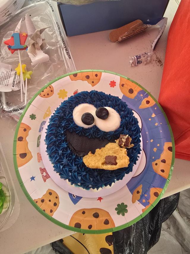 Mulberries Cake Shop - 2