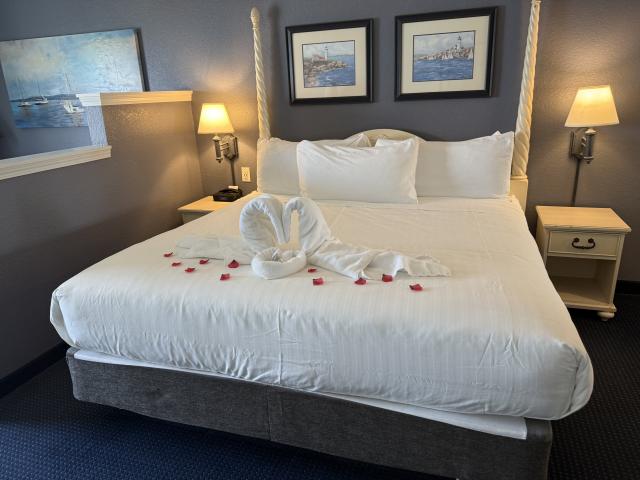 Blue Harbor Resort & Conference Center - 3