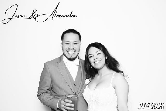 2D Photo Booths LLC - 1
