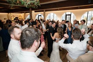 Fantasy Productions DJ Entertainment - 5