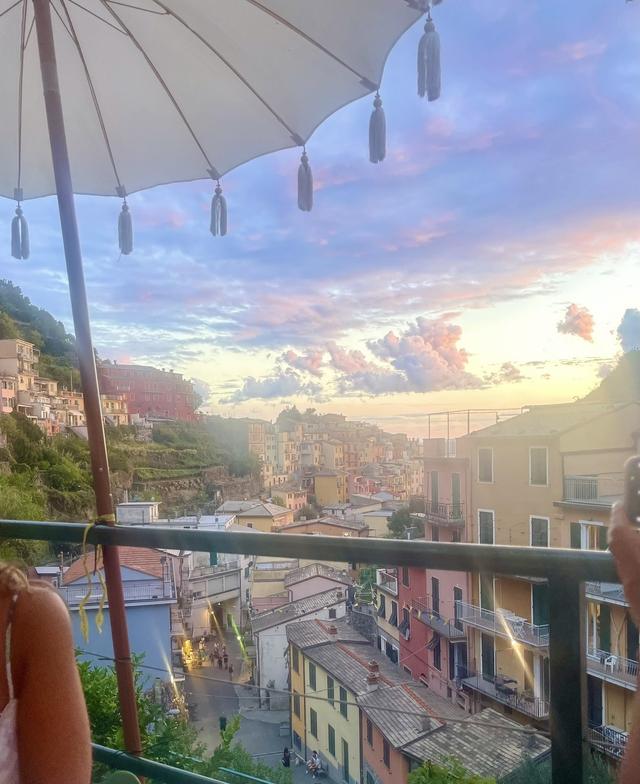 Della Destinations - 2