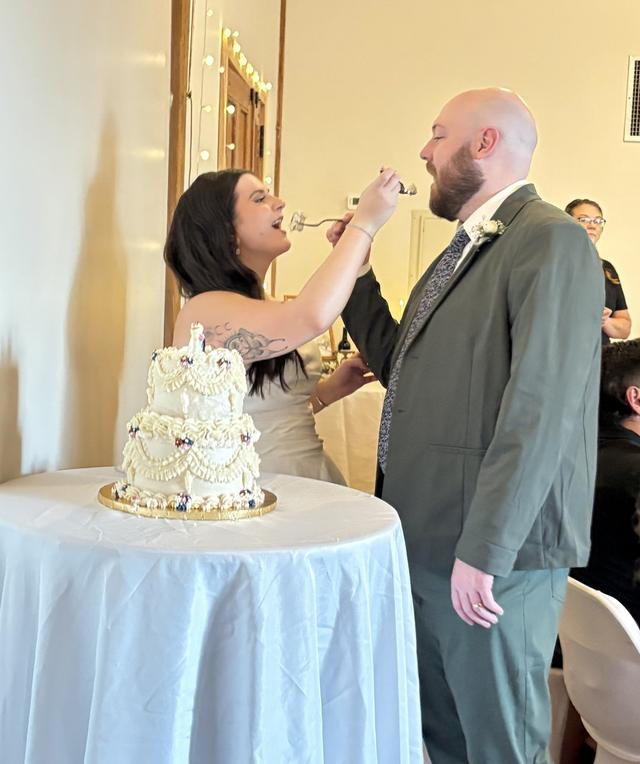 Signature · Cakes & Vows - 4