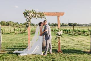 Newport Vineyards - 12