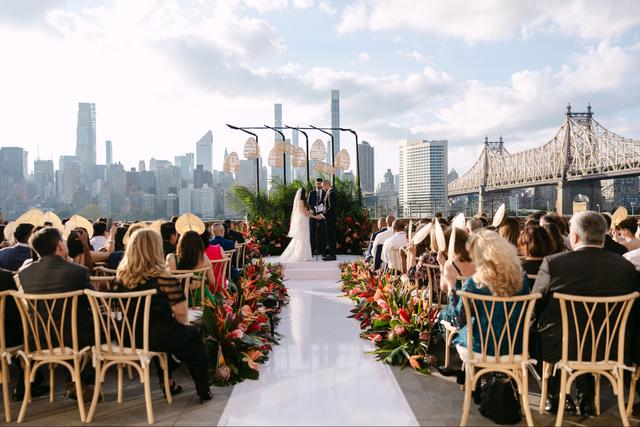AWE: Amazing Weddings & Events - 1