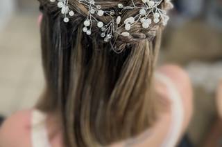 Lizzie Ibarra Hair & Airbrush Make-up Artist - 26