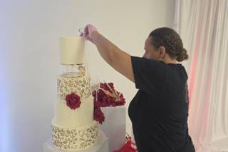 Lit Cakes by Lynnette - 6