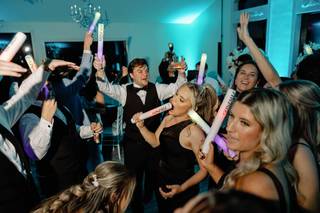 106.1 Kiss FM DJ Michael Blake presents Pro DJ Wedding - 9