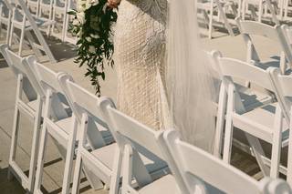 Raven Salon & Bridal - 29
