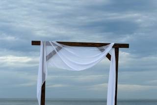 Gala & Grove Event Rentals - 4