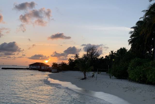 Blissful Honeymoons & Destination Weddings 1