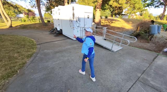 Luxury Restroom Trailers by Privy Chambers - 3