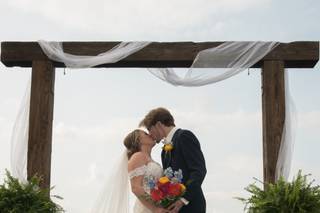Kuipers Orchard Weddings by Fishermen's Inn - 8