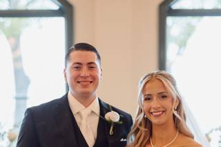 Affections Floral Design & Event Planning - 8