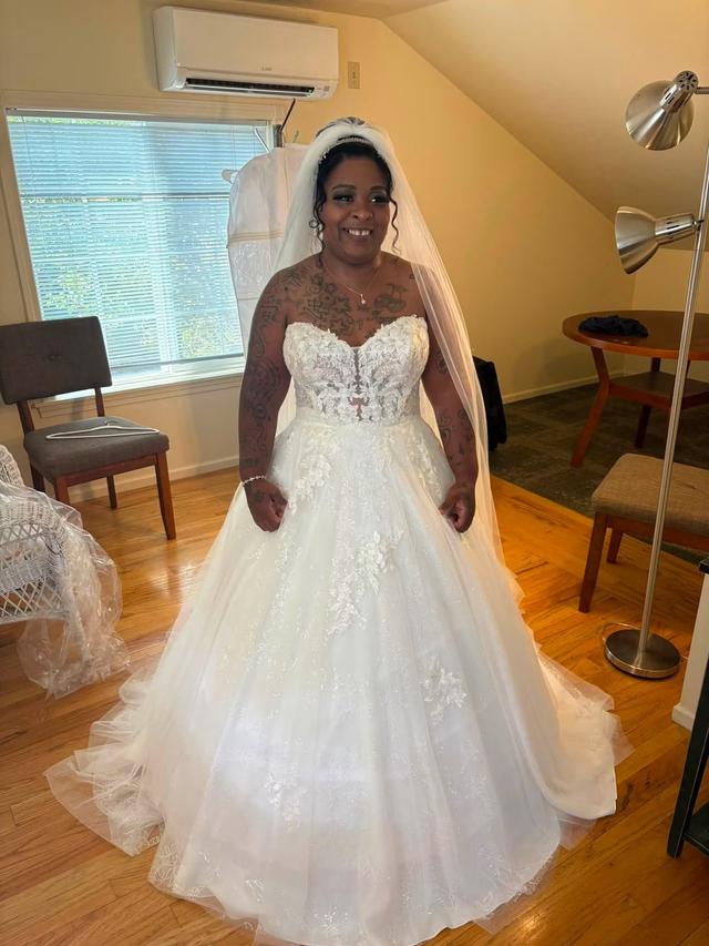 New Beginnings Bridal Studio - 1