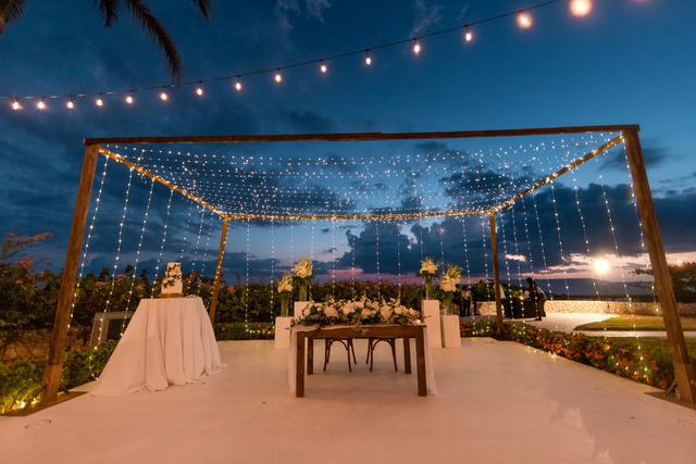 The Cliff Hotel - 2