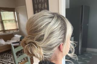Maria Teresa- On Location Hair and Make Up Artist - 10