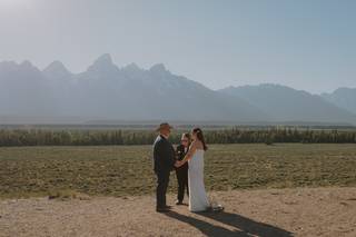 Joann McGregor Wedding Officiant - 30