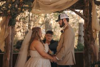 A Heartfelt Ceremony - 10