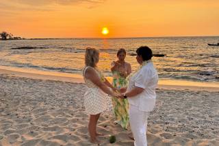 Simple Kona Beach Weddings - 7