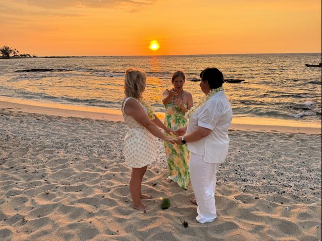Simple Kona Beach Weddings - 3