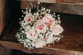 Heidi's Hobbies Floral & Gifts - 37