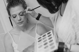 Gorgeous Locks and Makeup - 6