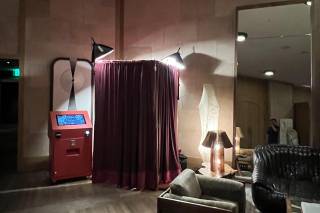Grand Entrance Affairs - 6