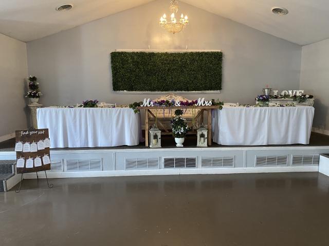 The Carriage House - 4