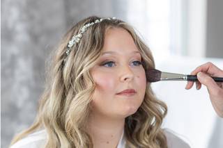 DgPro Makeup And Hair - 11