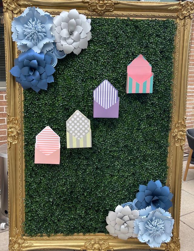 Glo Paper Flowers - 2