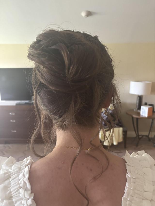 Carrie Kacen Makeup & Hair Artistry - 2