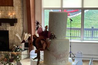 Omalicha Custom Cakes & Confectionery - 11