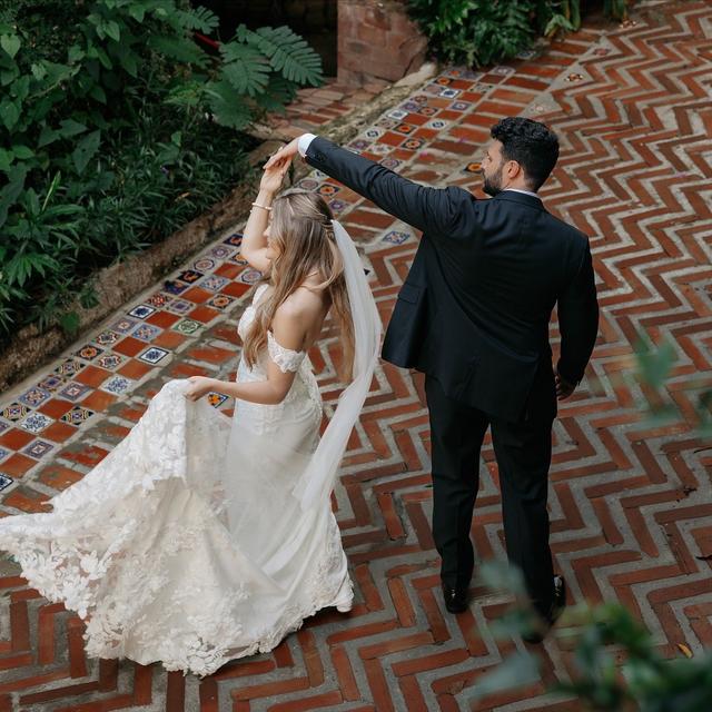 POST-TALES WEDDS - 4