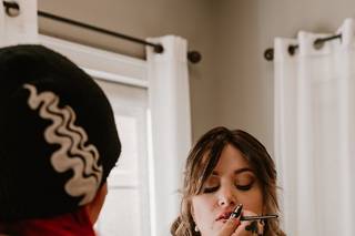Little Shop of Hairdos - 6