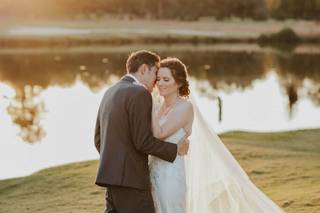 Alexia's Bridal Boutique - 9